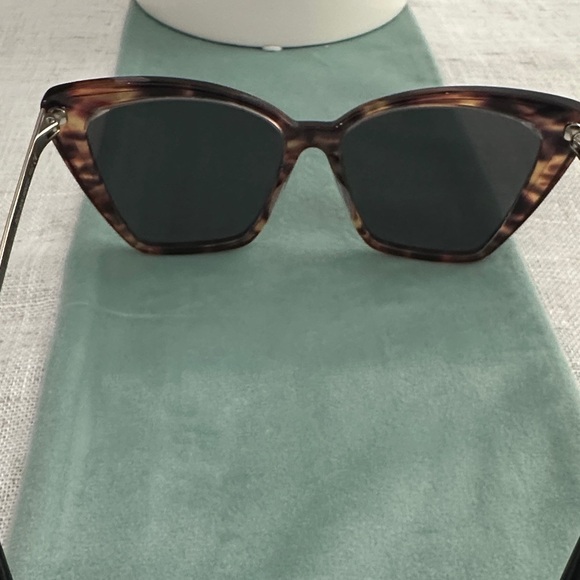 EUC Diff Becky II Tortoise Sunglasses - Picture 5 of 5